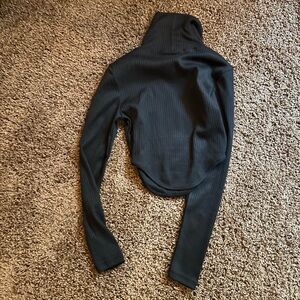 Thats so Fetch Longsleeve Cropped Turtleneck